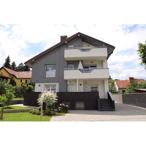Dalma Pro Apartments - Cozy Studio & Spacious One-Bedroom Apartment - Self Check-in
