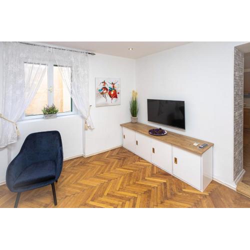 Daloro Suite