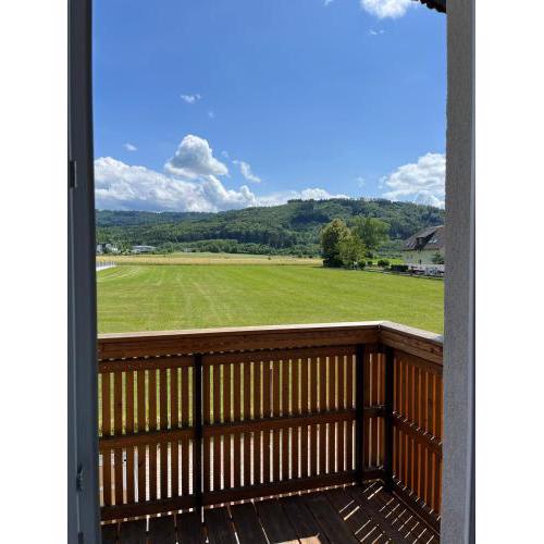 Danner Familien-Ferienwohnungen Schörfling am Attersee