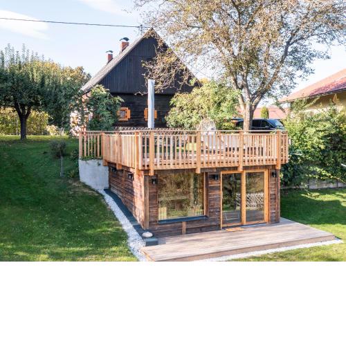 Das Ferienhaus mit Sauna! Neu renoviertes "Liebler Heimathaus" mit Sauna aus Zirben-Altholz, einer "Styrian Whisky Relaxing Lounge" sowie großer Panoramaterrasse!