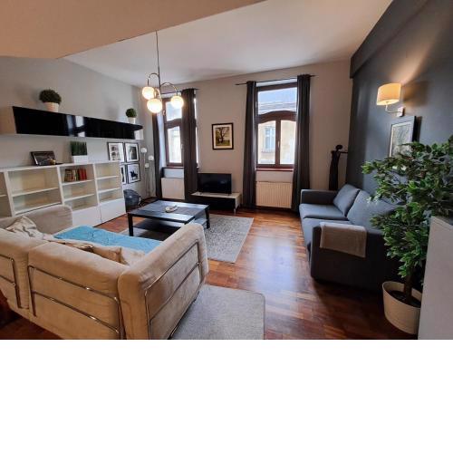 DaVinci Bello apartment