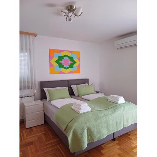Delfa Apartment