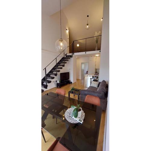 Deluxe Apartment Kristian whit a private parking