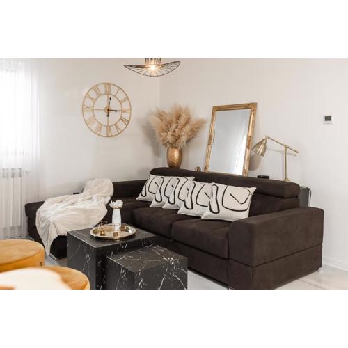 Deluxe Apartment RoMa