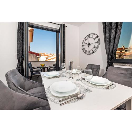 Deluxe Apartments A&A
