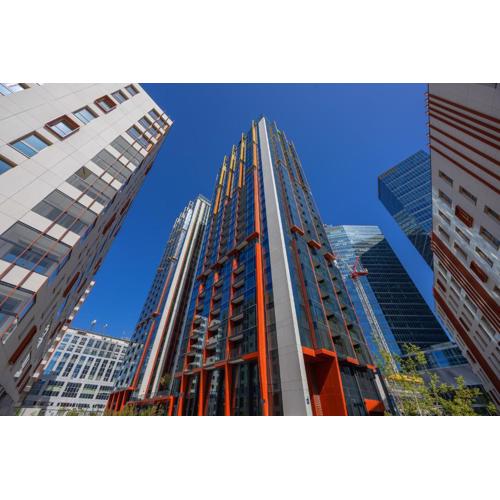 Deluxe Apartments Towarowa Towers Warsaw with Parking & AC by Renters Prestige