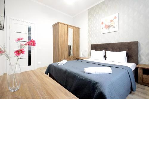 "Deluxe Apartments" U 5 - 12218