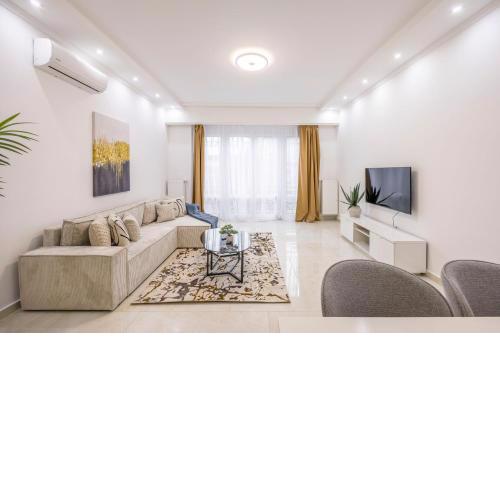 Deluxe & Charm Central Suite next the Andrássy Fashion St