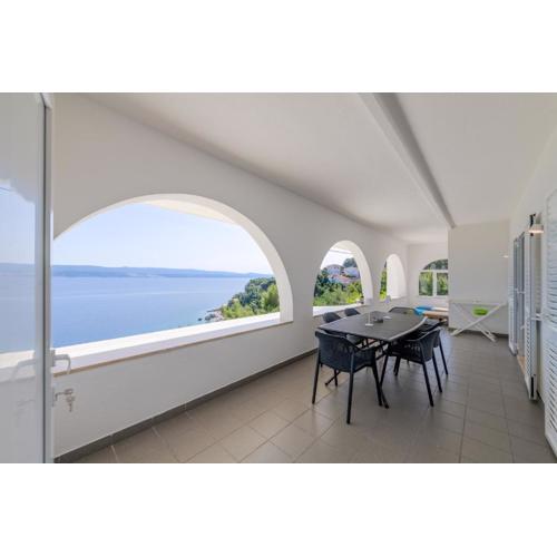 DeLuxe Seaview Apartment KENNEDY I