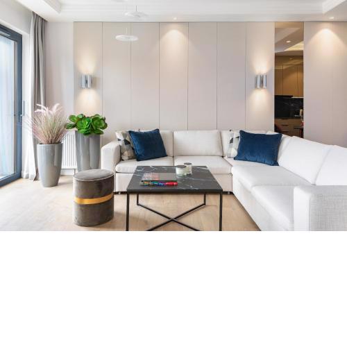 Deo Plaza Apartamenty Premium by Rent like home