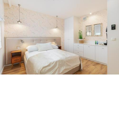 Deo Plaza Premium by Rent like home