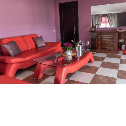 Dergachov Guest House