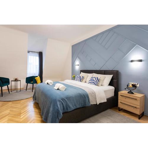 Design 1BDR Loft near Kvaternik Square