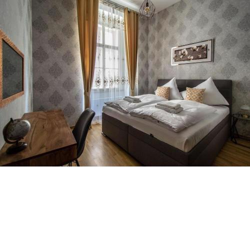 Design 3BDR Apartment in residence, FREE PARKING