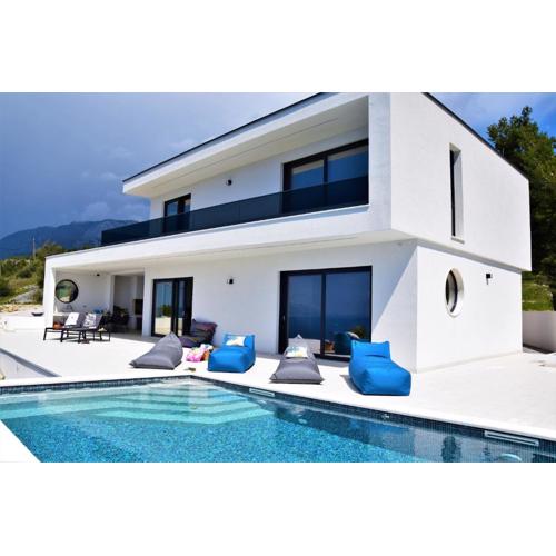 Design Villa SkyBlue mit Pool und Panorama Meerblick