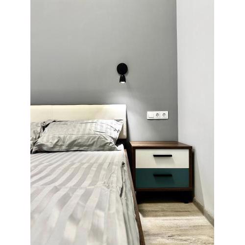 Designers' 1 Bedroom Apartment near Gulliver
