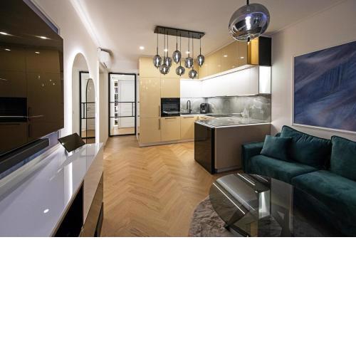 Designový apartmán HEAVEN s krbem a saunou na Pražských Vinohradech