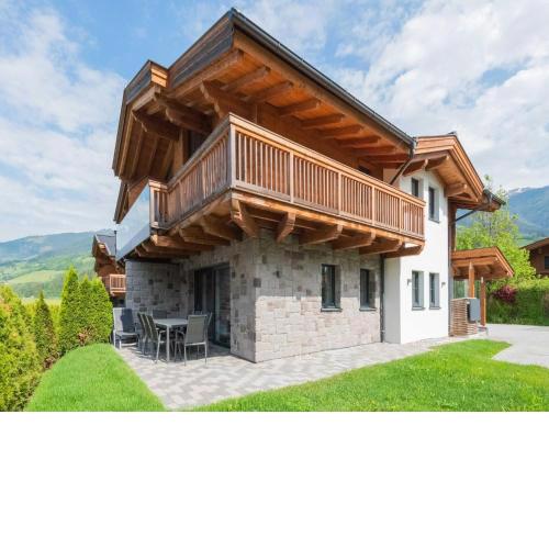 Detached luxury holiday home with sauna