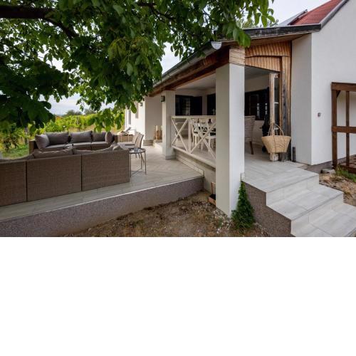 d.Five Vineyard & Retreat Kőröshegy