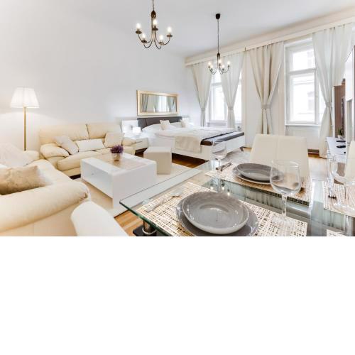Diamond Riverside Apartment in the Heart of Prague