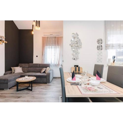 Diana 1, modern sea view apartment