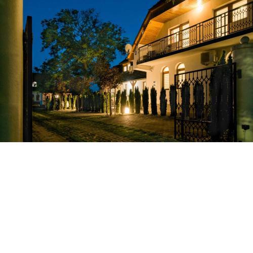 Diófa Apartman