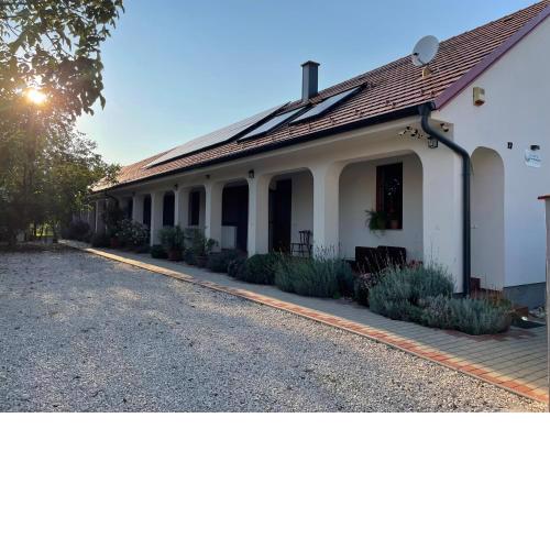 Diófa Apartmanház
