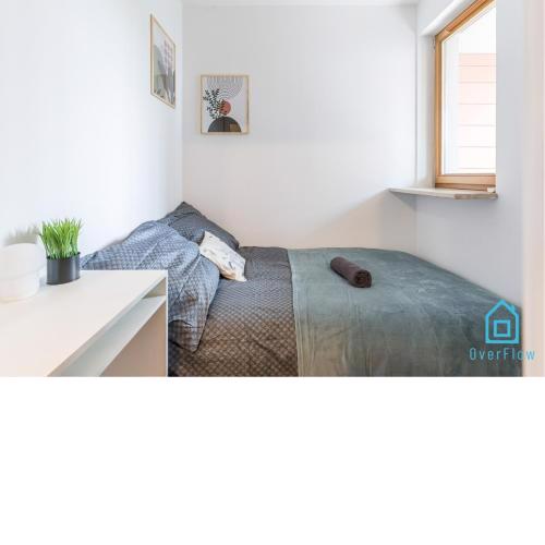 Direct Room