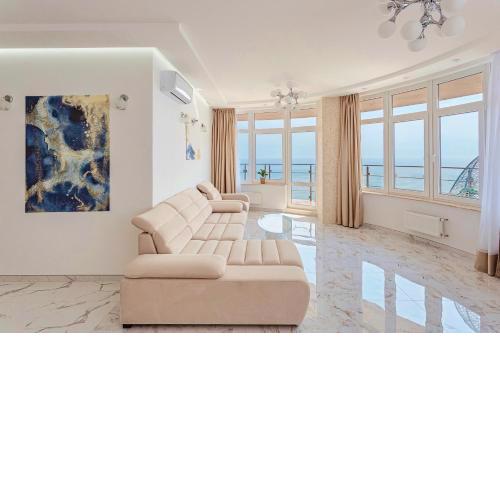 Direct sea view