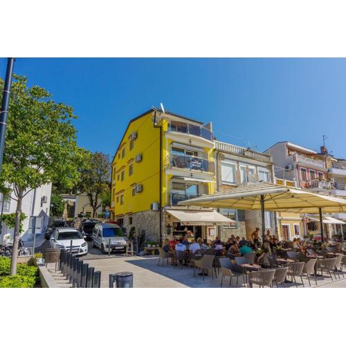 Direkt an der Promenade und kostenlose Ausflüge