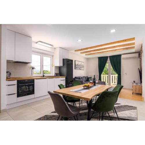 Divine Apartment Drnis - \