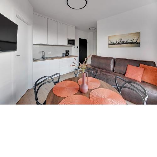 DOKI Living & Foodhall Apartament