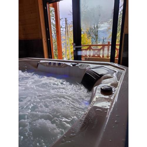 Dom drewniany z sauną i jacuzzi w Szklarskiej Porębie