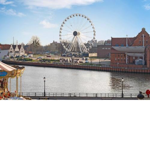 Dom & House - Apartments Old Town Targ Rybny - Self Check-in, Parking, River View