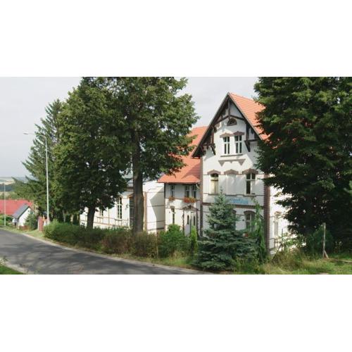 Dom pod Orlimi Skałami - blisko Zamku Czocha i Jeziora Leśniańskiego