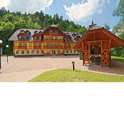 Dom zdravia - KÚPELE PIENINY