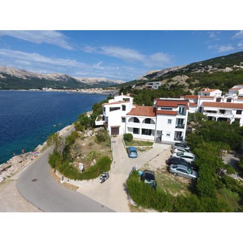 Domagoj D&D, Baška