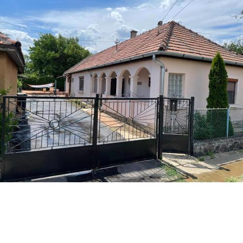 Dombos Vendégház
