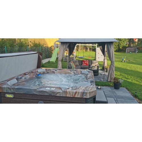 Domek Komfort z jacuzzi przy Parku Zdrojowym