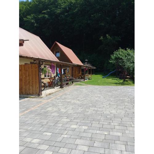 Domek nad hoczewka