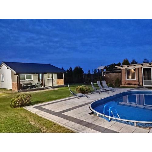 Domek parterowy apartamentowy Ostoja