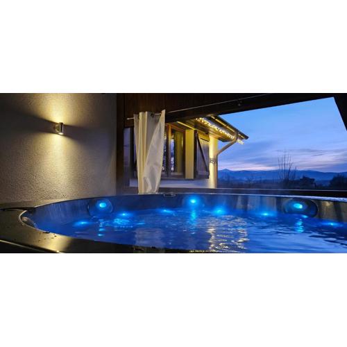 Domek pod Świerkami & Jacuzzi