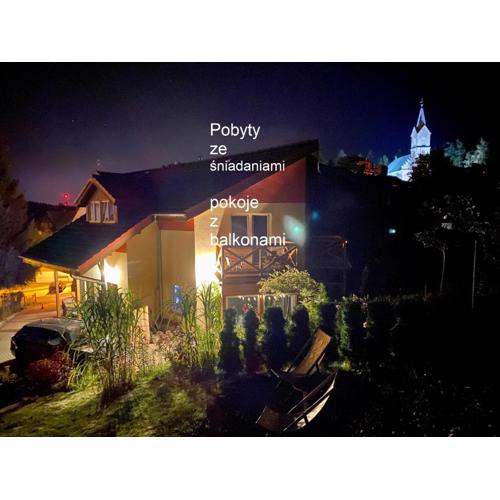 DOMINO - pokoje i apartamenty