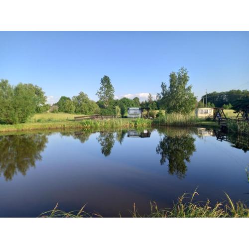 Domki i pokoje nad stawem koło Mrągowa
