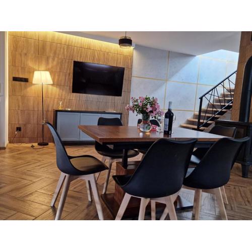 Domy na Roztoczu Aleja Lipowa B,G,J,K Sauna Jacuzzi