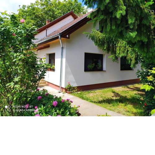 Dóra Apartman