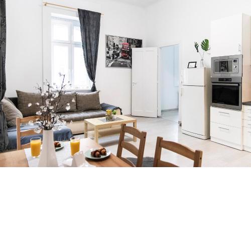 Dora apartment near Buda Castle with PARKING!