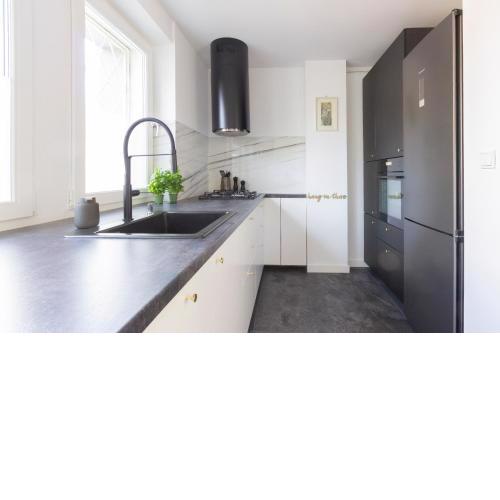 Downtown Apartment near River by Rentujemy