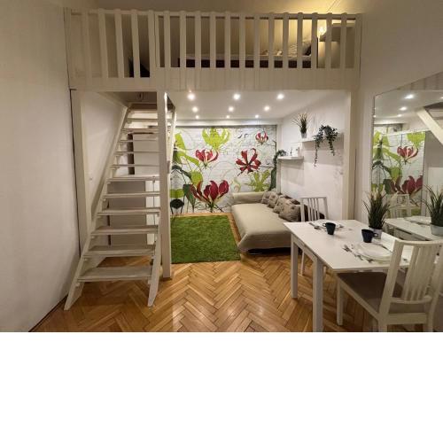 Downtown Majestic Apartment