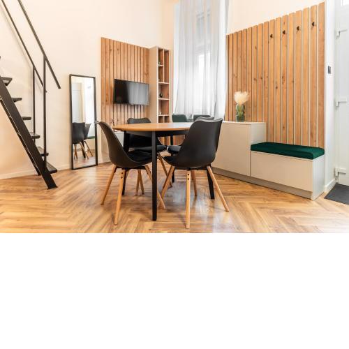 Downtown Suite by Stlcz